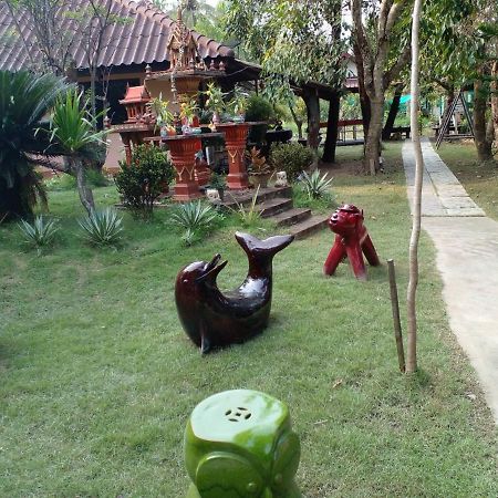 Baansuanleelawadee Resort Amphawa Dış mekan fotoğraf
