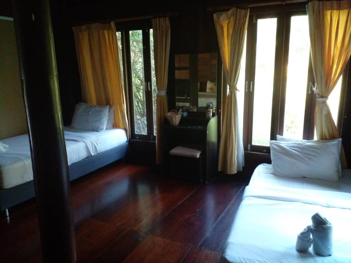 Baansuanleelawadee Resort Amphawa Dış mekan fotoğraf