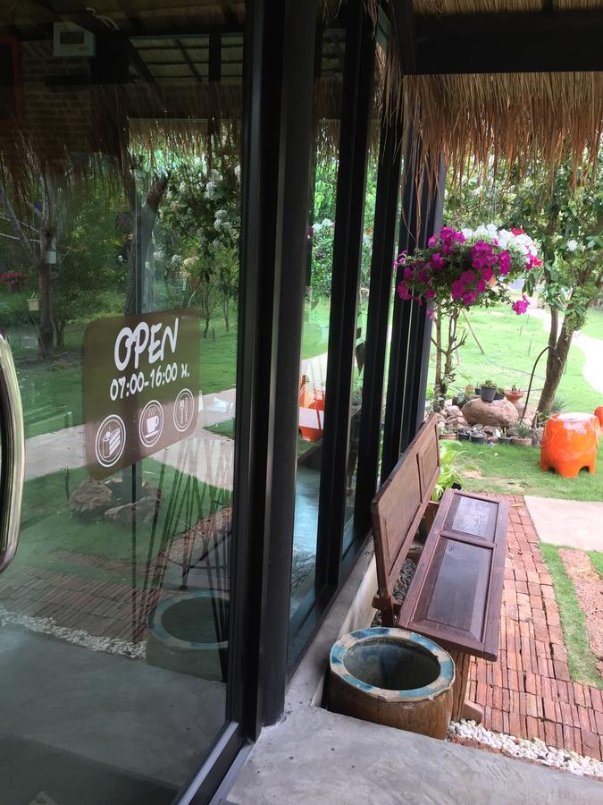 Baansuanleelawadee Resort Amphawa Dış mekan fotoğraf