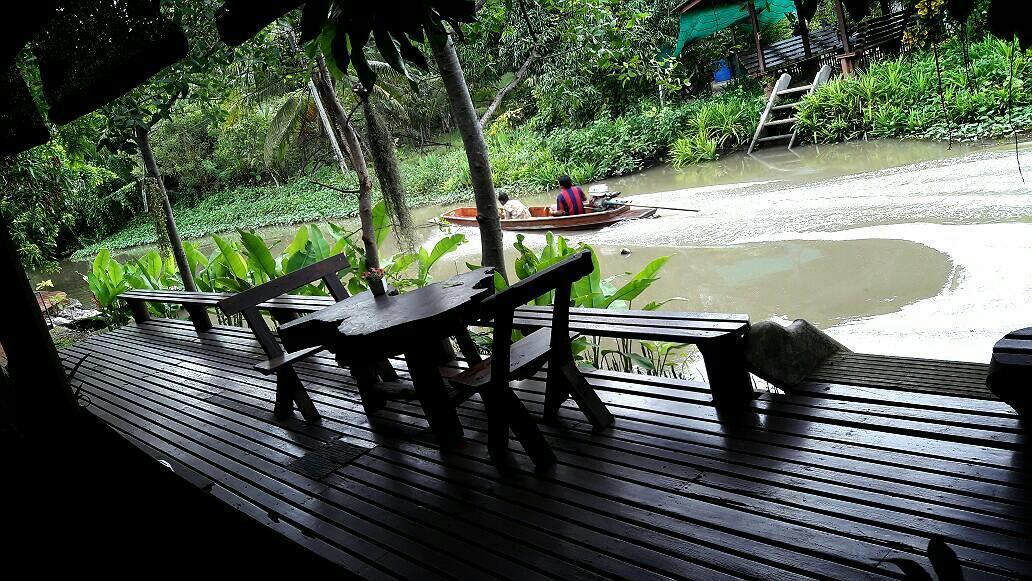 Baansuanleelawadee Resort Amphawa Dış mekan fotoğraf